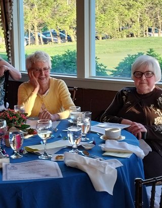 Mickey Mastrianni and Cathy Plishko enjoy the June Banquet